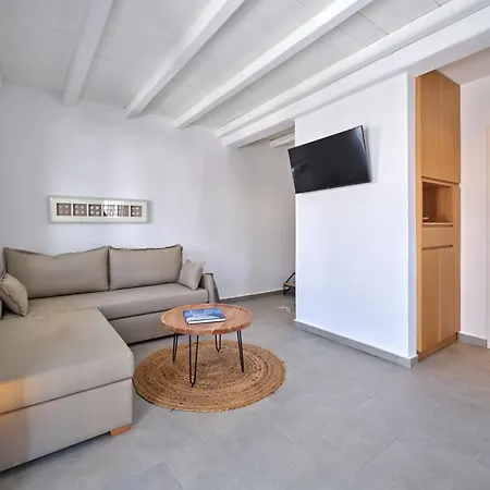 Flair Sky * Naousa (Paros)